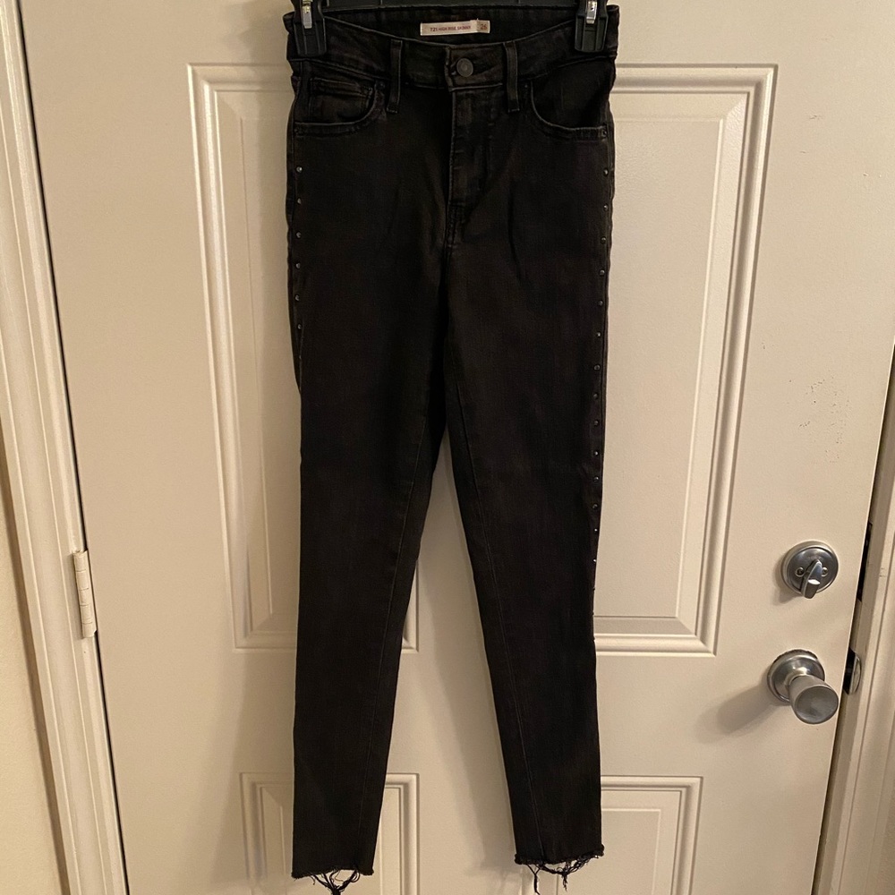 Levi’s 721 High Rise Skinny Jeans